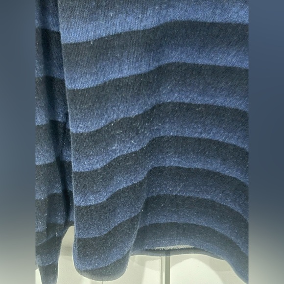 Fall sweater ,  size US- M - Picture 2 of 3